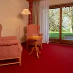 Seehotel Weissensee ホテル 2*
